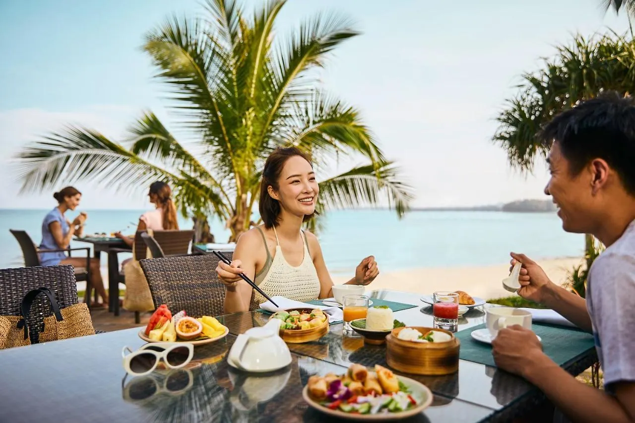 Robinson Khao Lak Hotel 5*,