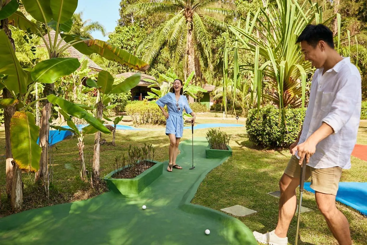 Robinson Khao Lak Hotel 5*,